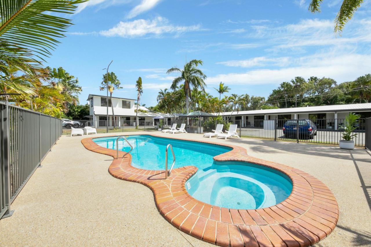 Kinka Palms Motel Yeppoon Exterior foto